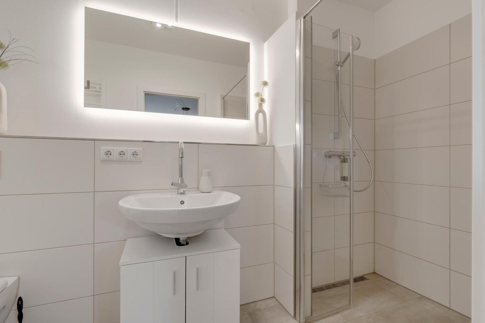 Seezeit, Ferienhaus Bis Zu 6 Personen, 500 Meter Zum Wasser, Mit Garten Hude  Exterior photo